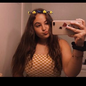 Meet your Posher, Angie